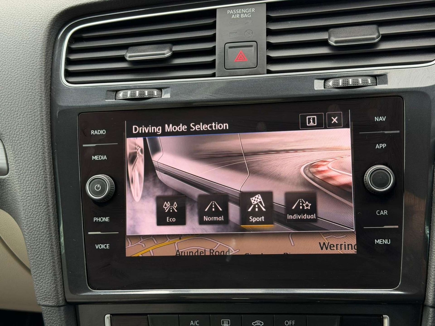 Used Volkswagen Golf 2019 for sale - 77437639: Photo 57