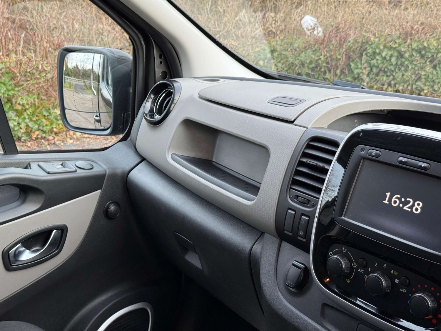 Used Renault Trafic 2018 for sale - 77437433: Photo 27