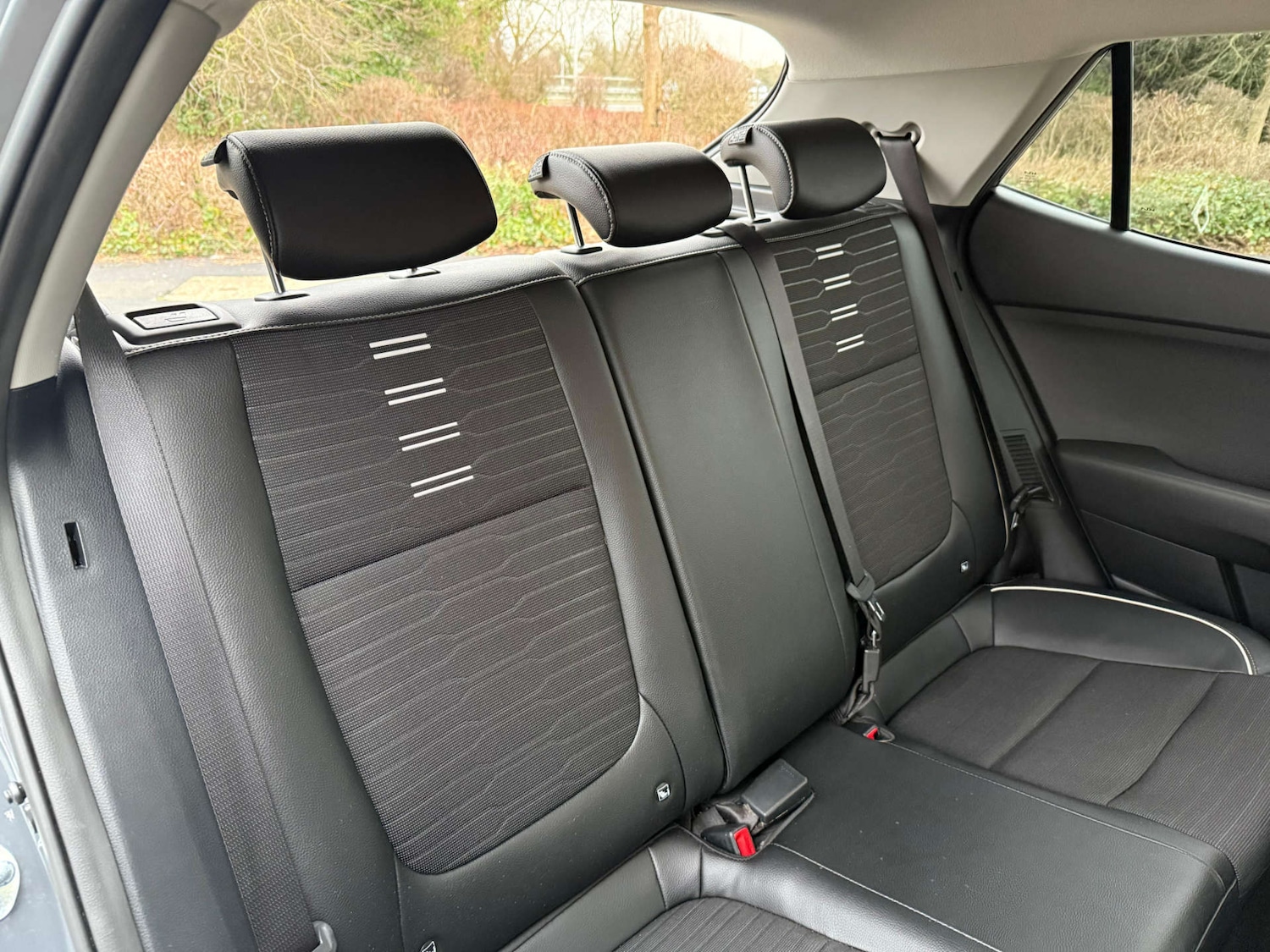 Used Kia Stonic 2022 for sale - 77594774: Photo 17