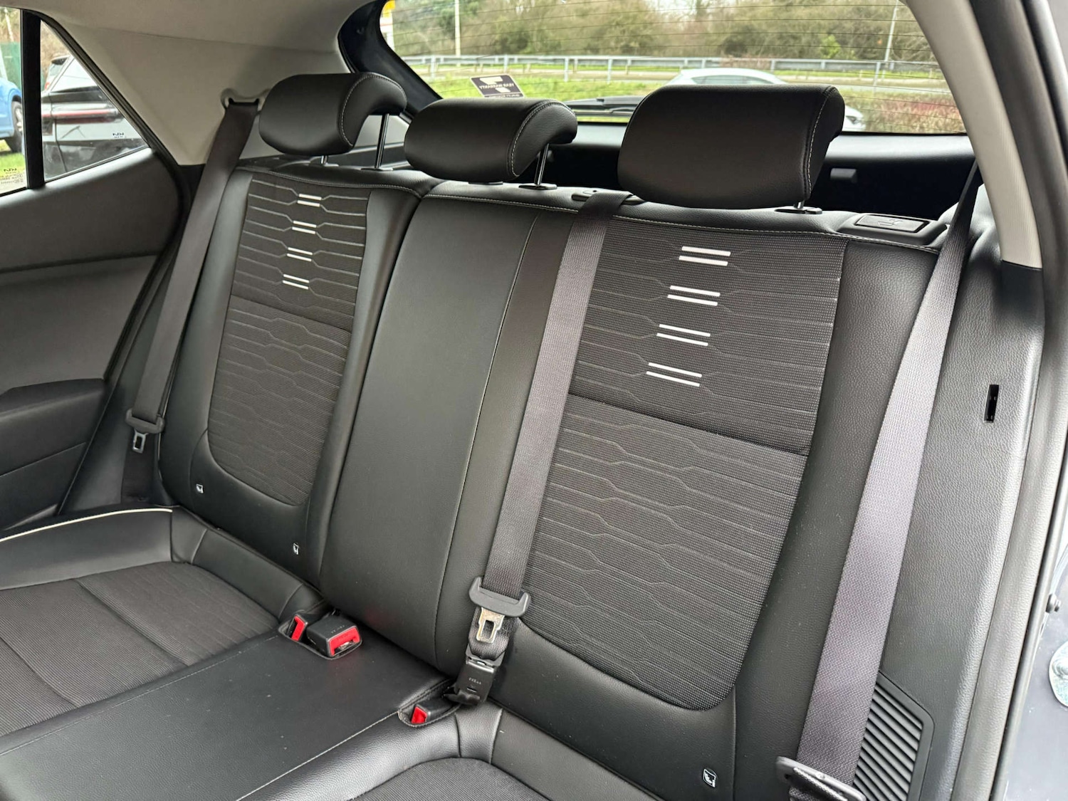 Used Kia Stonic 2022 for sale - 77594774: Photo 25