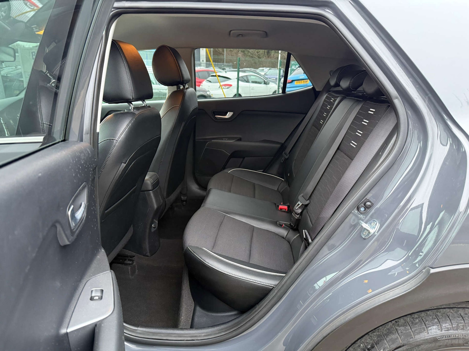 Used Kia Stonic 2022 for sale - 77594774: Photo 26