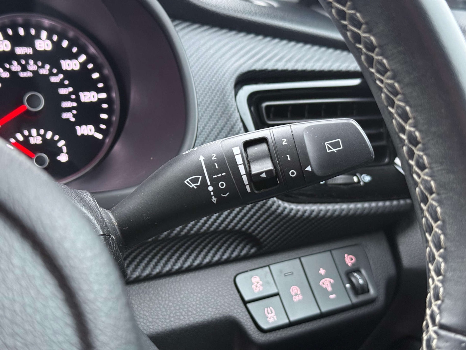 Used Kia Stonic 2022 for sale - 77594774: Photo 31