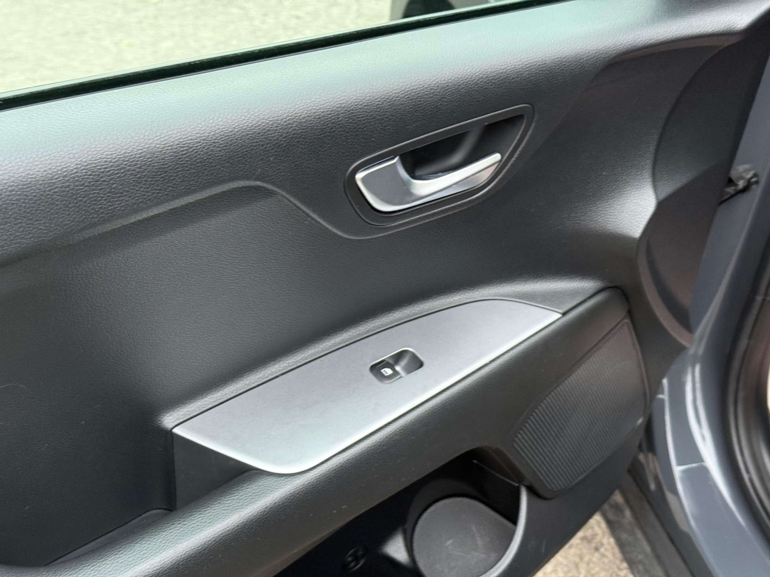 Used Kia Stonic 2022 for sale - 77594774: Photo 35