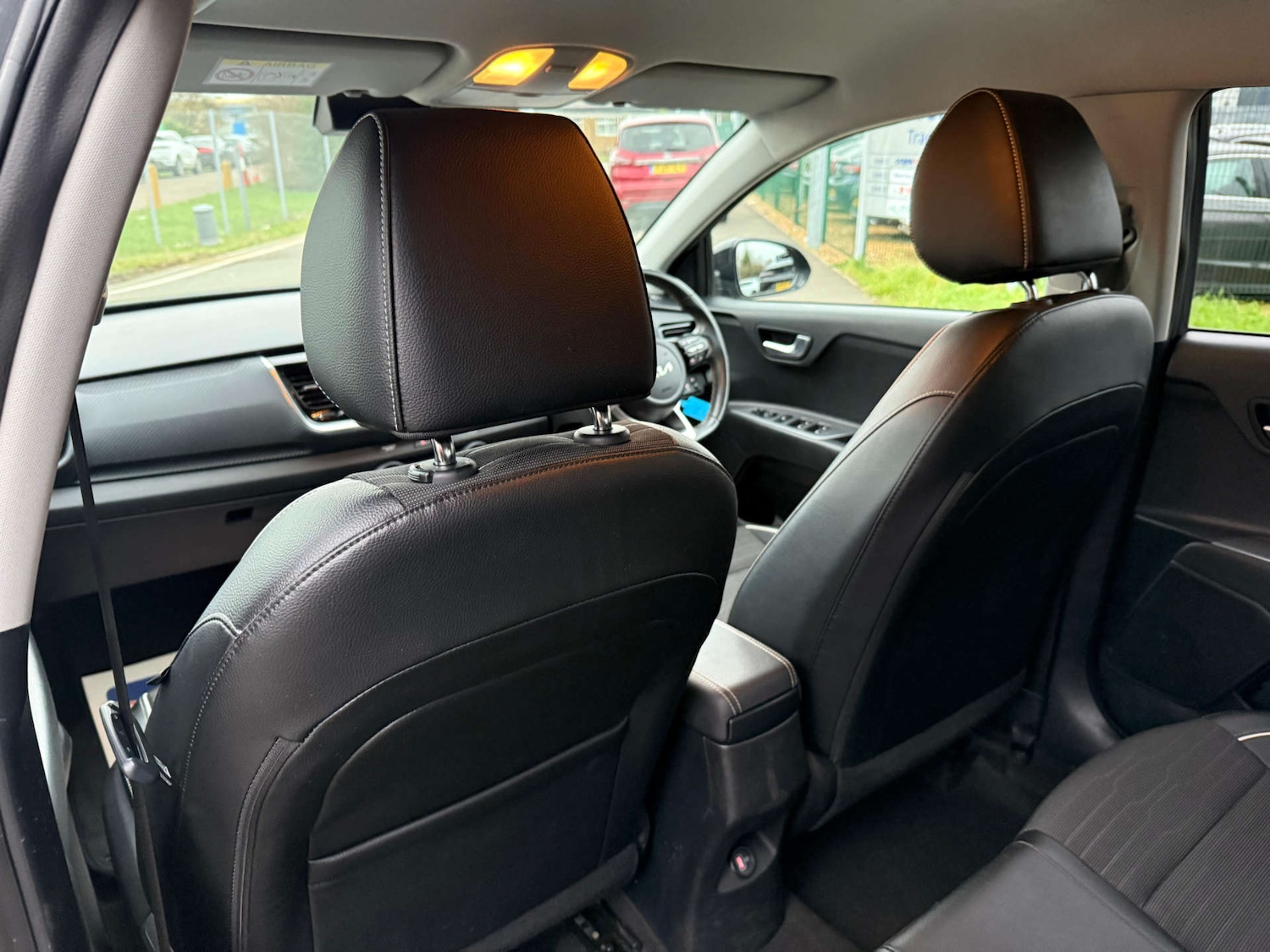 Used Kia Stonic 2022 for sale - 77594774: Photo 74