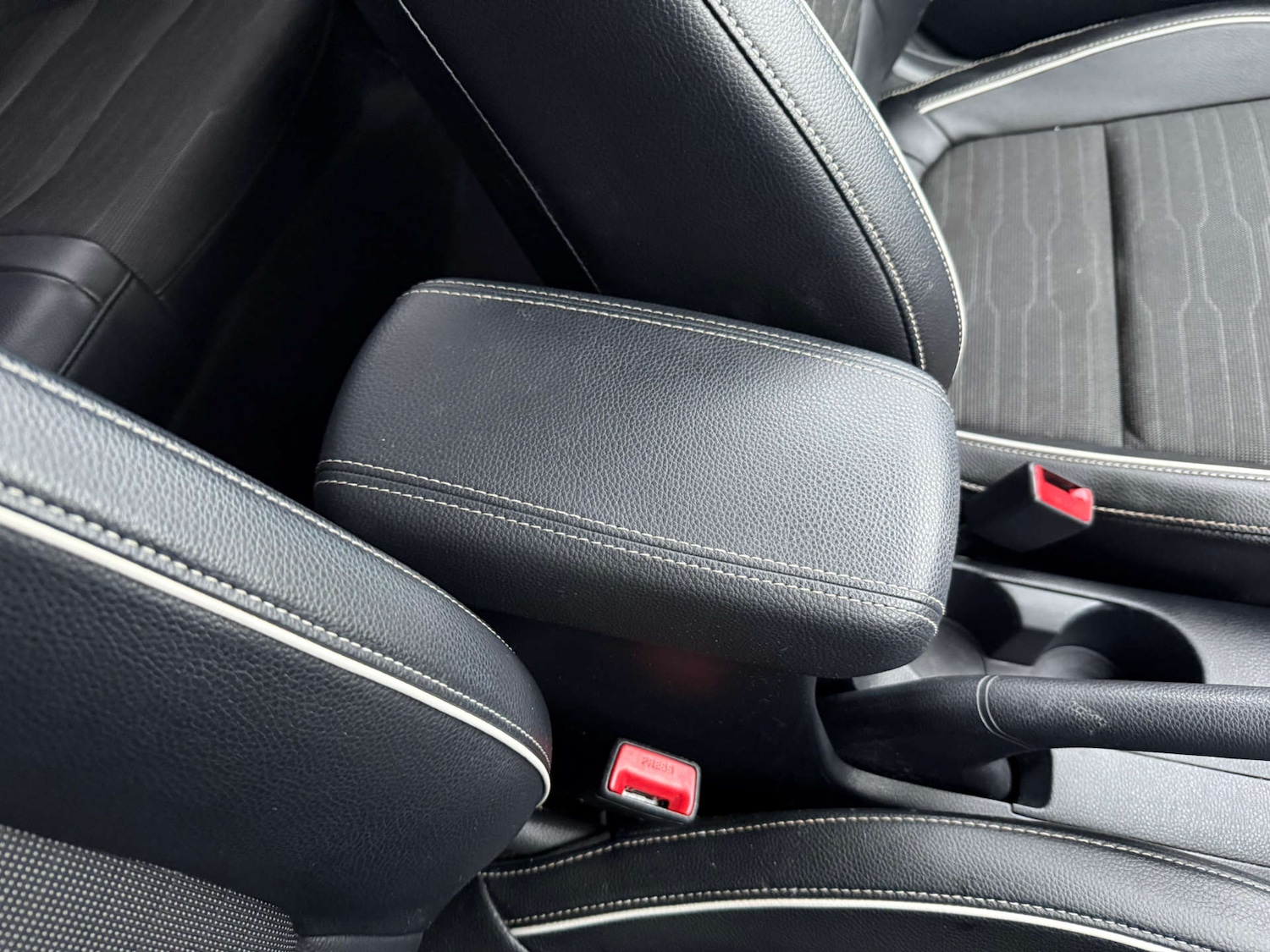 Used Kia Stonic 2022 for sale - 77594774: Photo 82