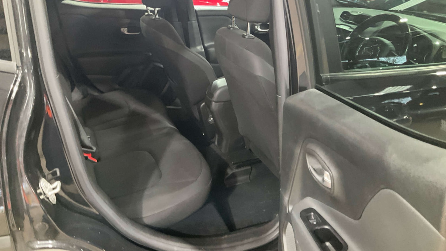 Used Jeep Renegade 2020 for sale - 78031045: Photo 8