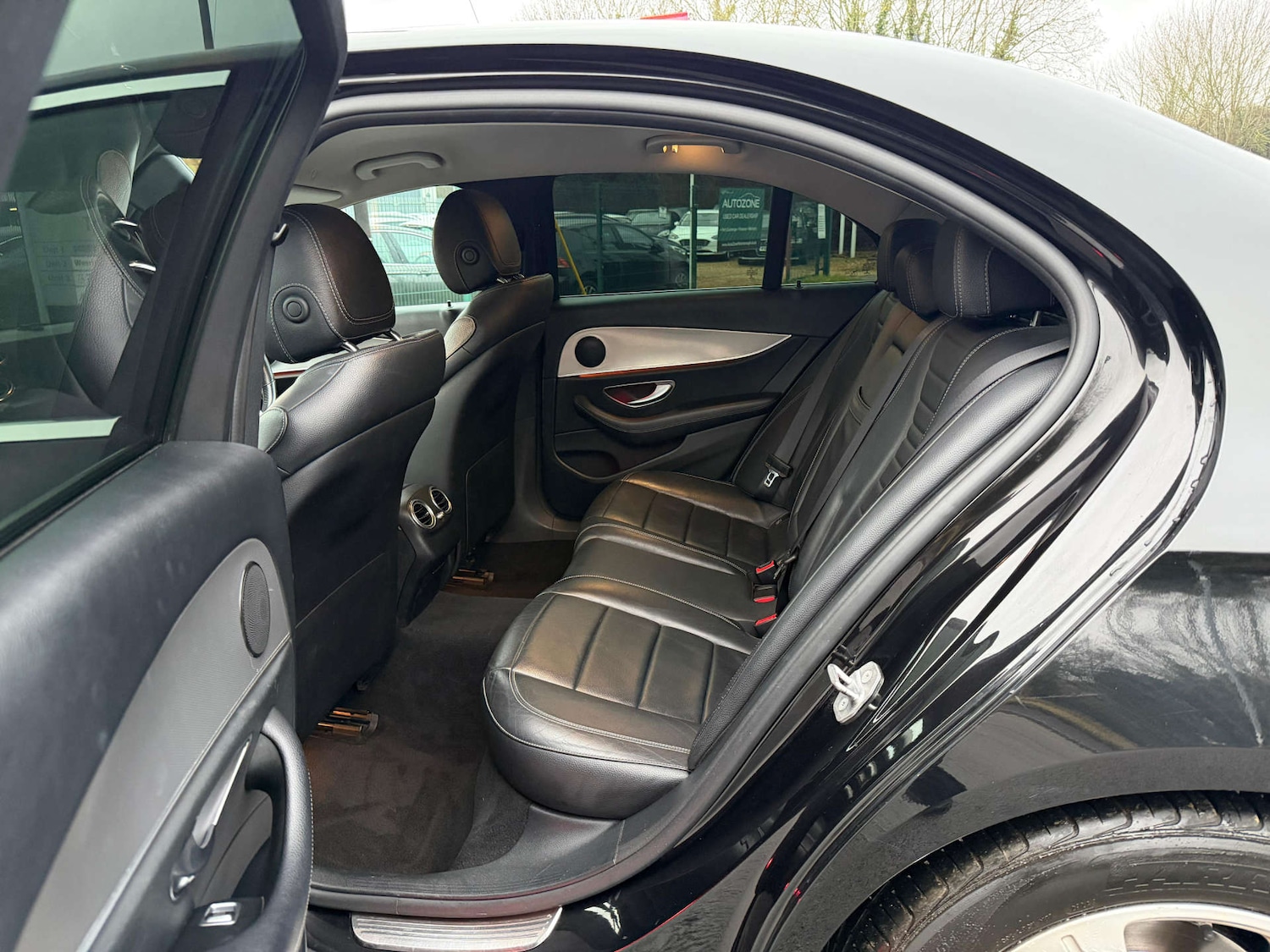 Used Mercedes-Benz E Class 2018 for sale - 77437632: Photo 28