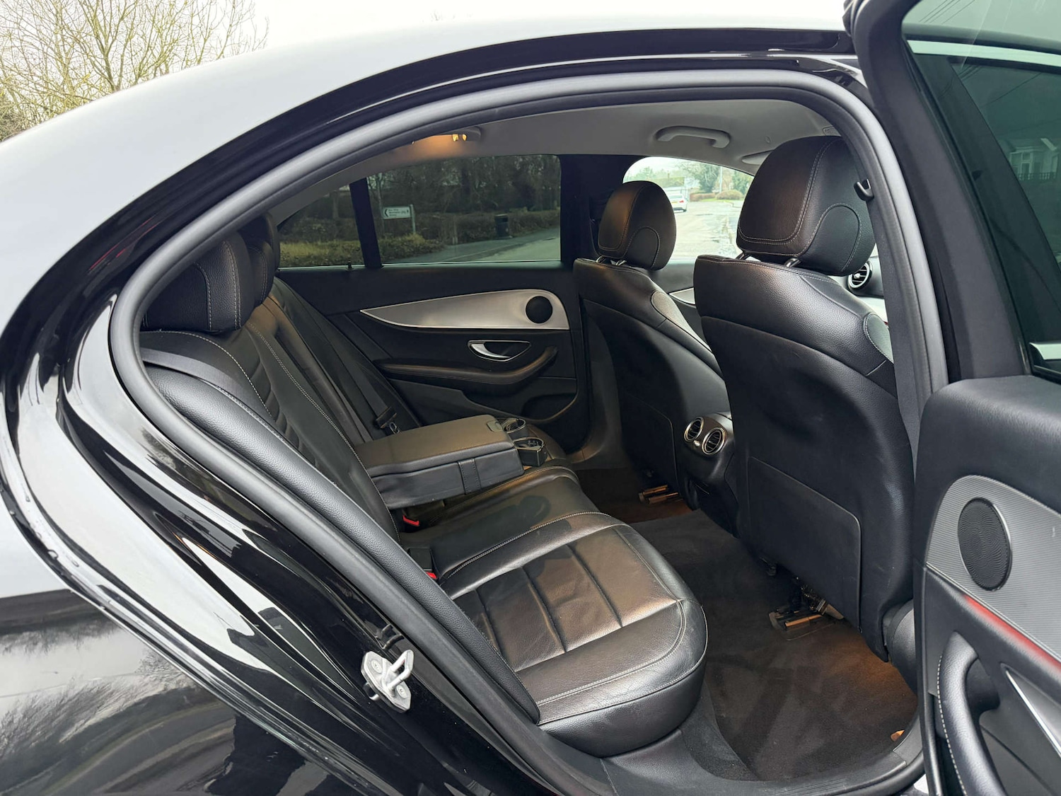 Used Mercedes-Benz E Class 2018 for sale - 77437632: Photo 30