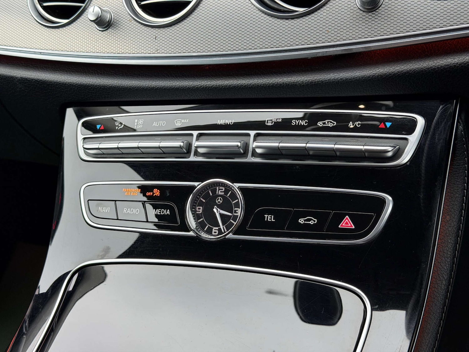 Used Mercedes-Benz E Class 2018 for sale - 77437632: Photo 34