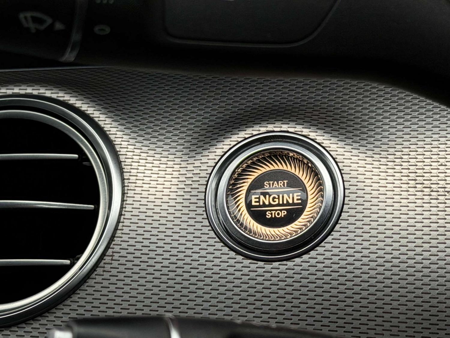 Used Mercedes-Benz E Class 2018 for sale - 77437632: Photo 36