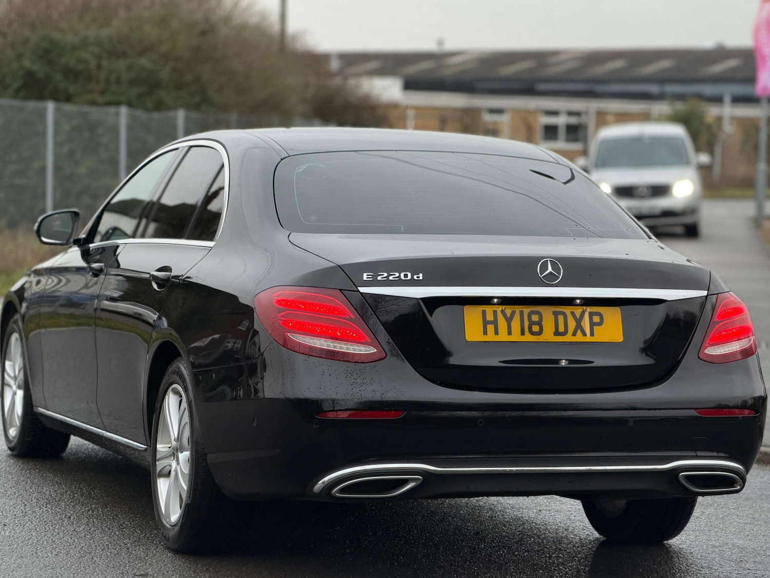 Used Mercedes-Benz E Class 2018 for sale - 77437632: Photo 4