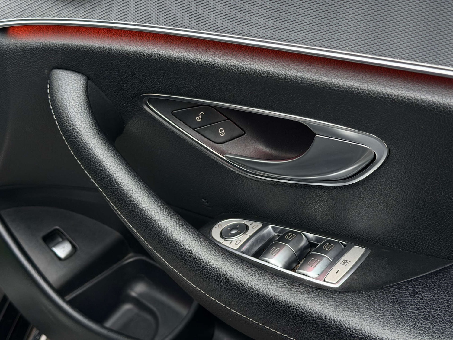 Used Mercedes-Benz E Class 2018 for sale - 77437632: Photo 47