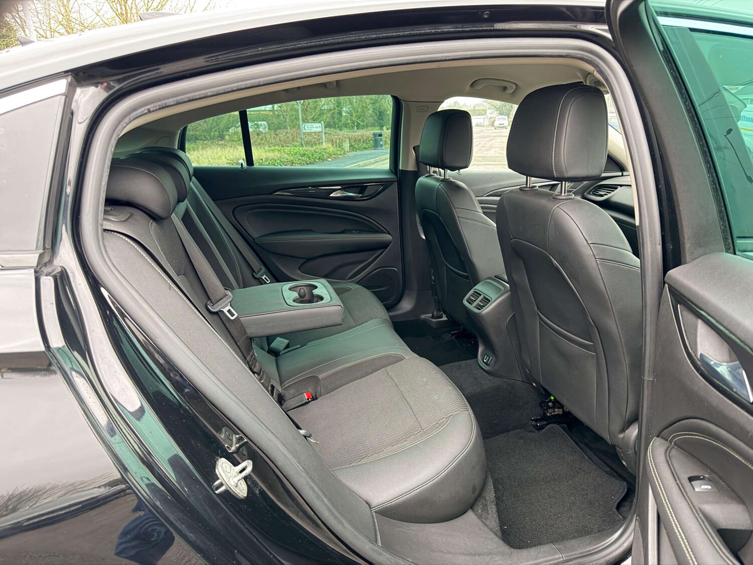 Used Vauxhall Insignia 2017 for sale - 77437606: Photo 29