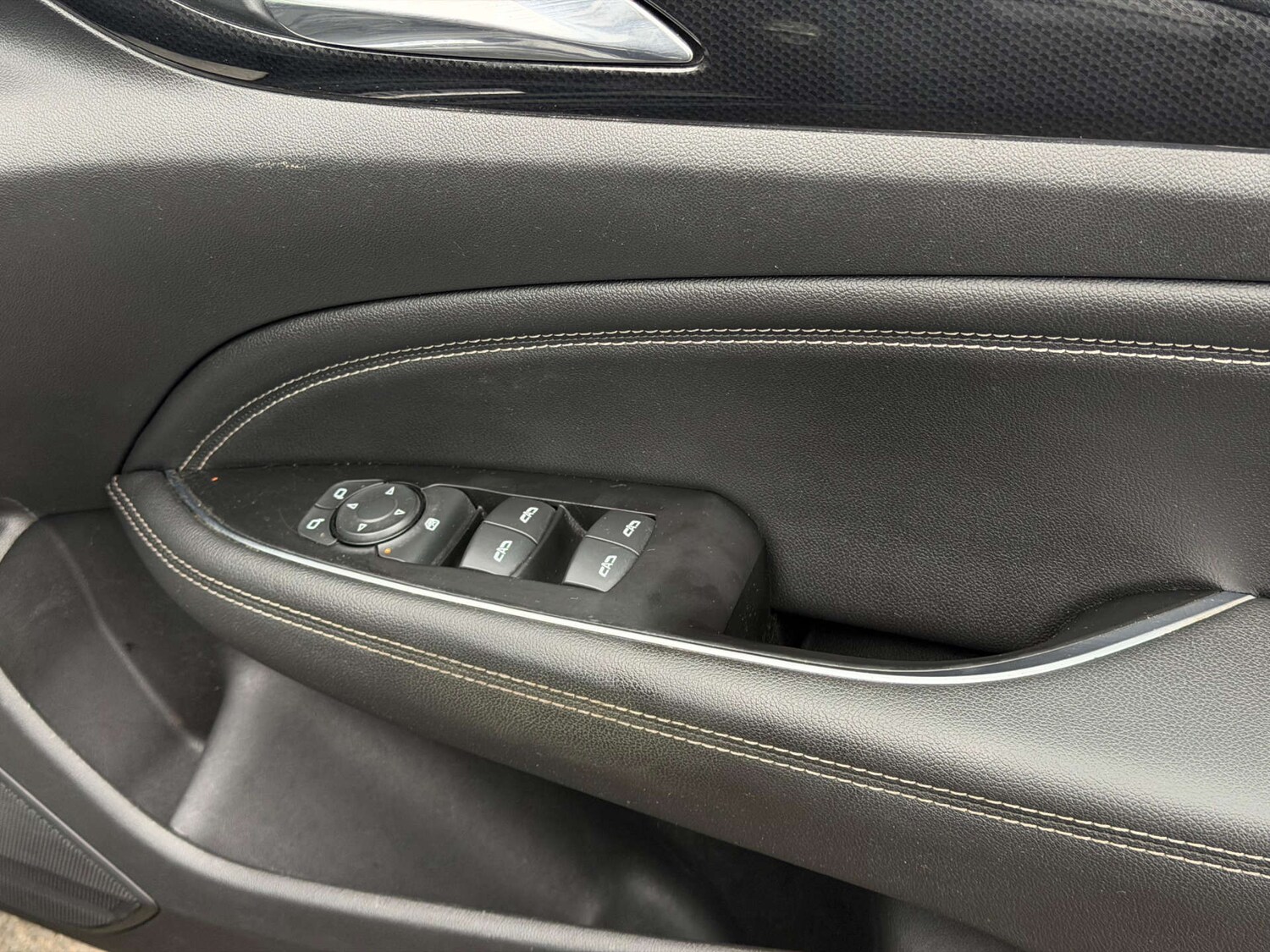 Used Vauxhall Insignia 2017 for sale - 77437606: Photo 42