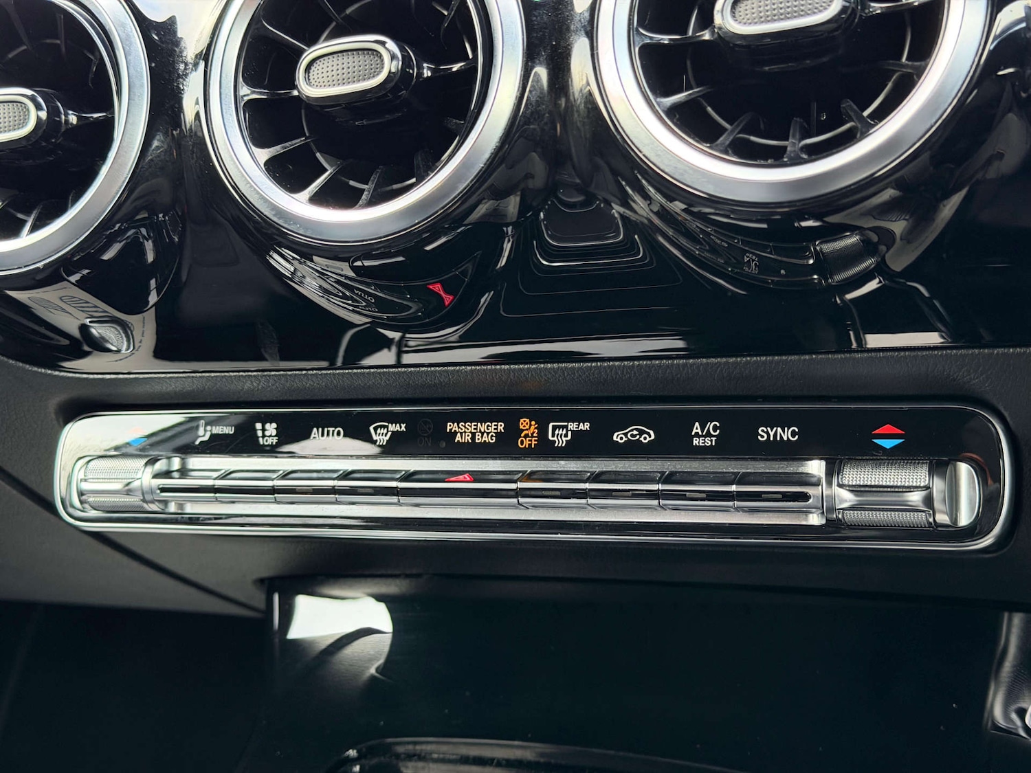 Used Mercedes-Benz A-Class 2020 for sale - 77437631: Photo 80