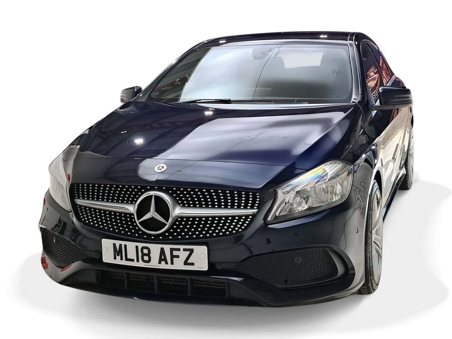 Used Mercedes-Benz A-Class 2018 for sale - 77664903: Photo 3