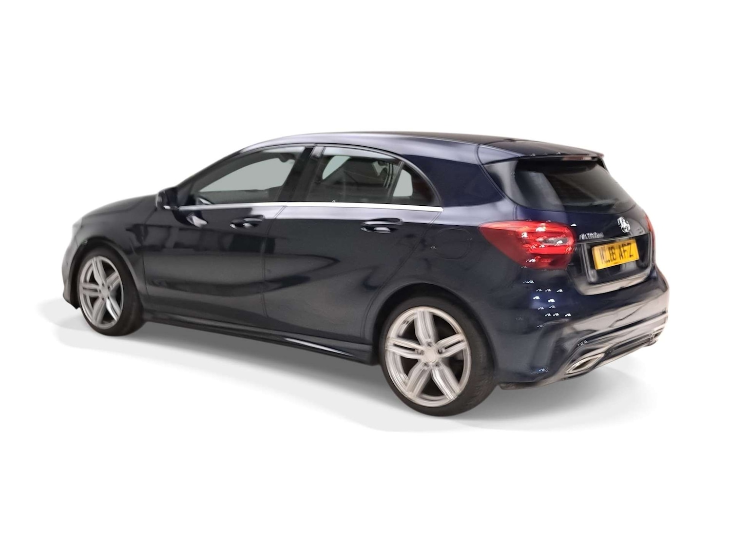 Used Mercedes-Benz A-Class 2018 for sale - 77664903: Photo 5