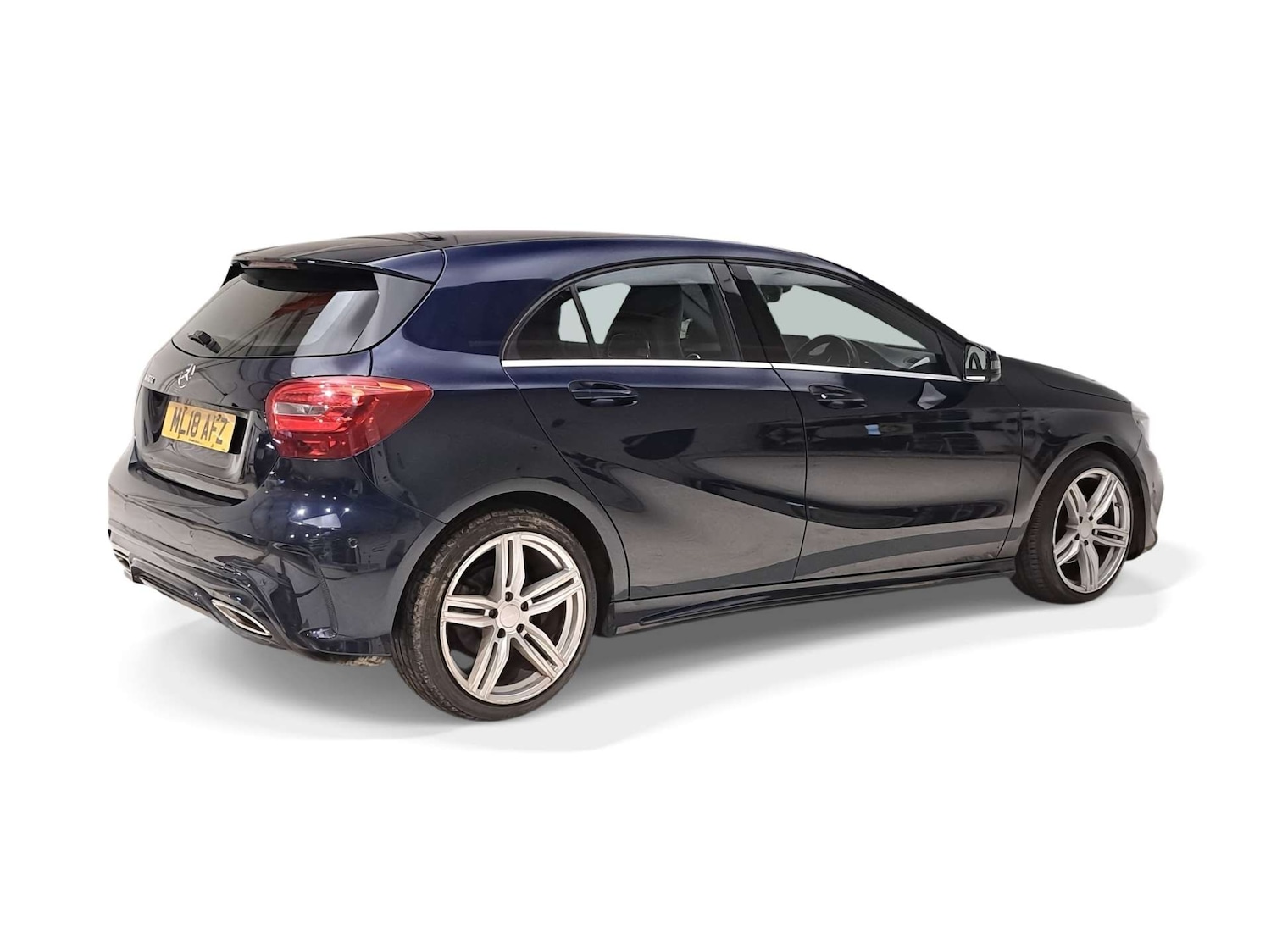 Used Mercedes-Benz A-Class 2018 for sale - 77664903: Photo 8