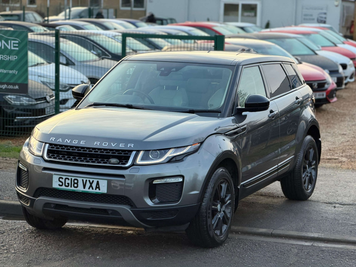 Used Land Rover Range Rover Evoque 2018 for sale - 77437443: Photo 2