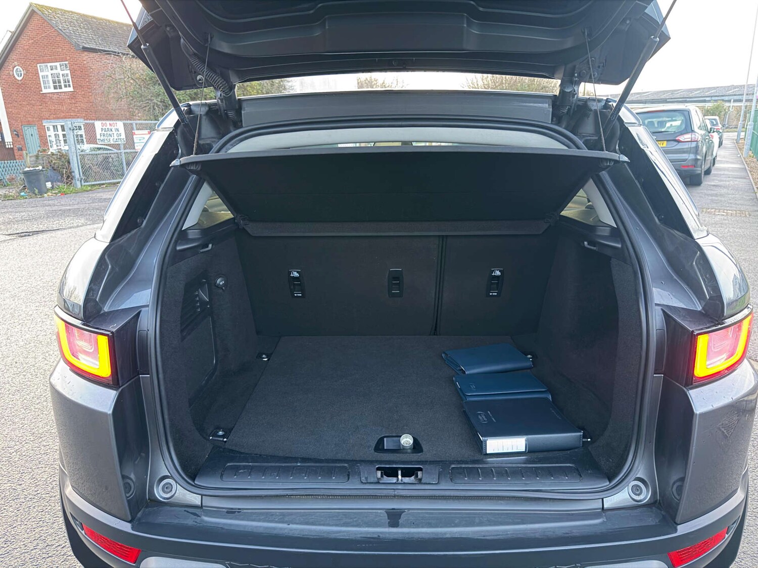 Used Land Rover Range Rover Evoque 2018 for sale - 77437443: Photo 46