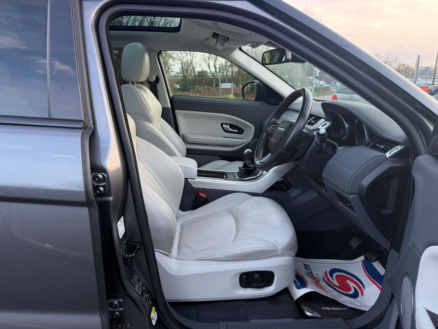 Used Land Rover Range Rover Evoque 2018 for sale - 77437443: Photo 61