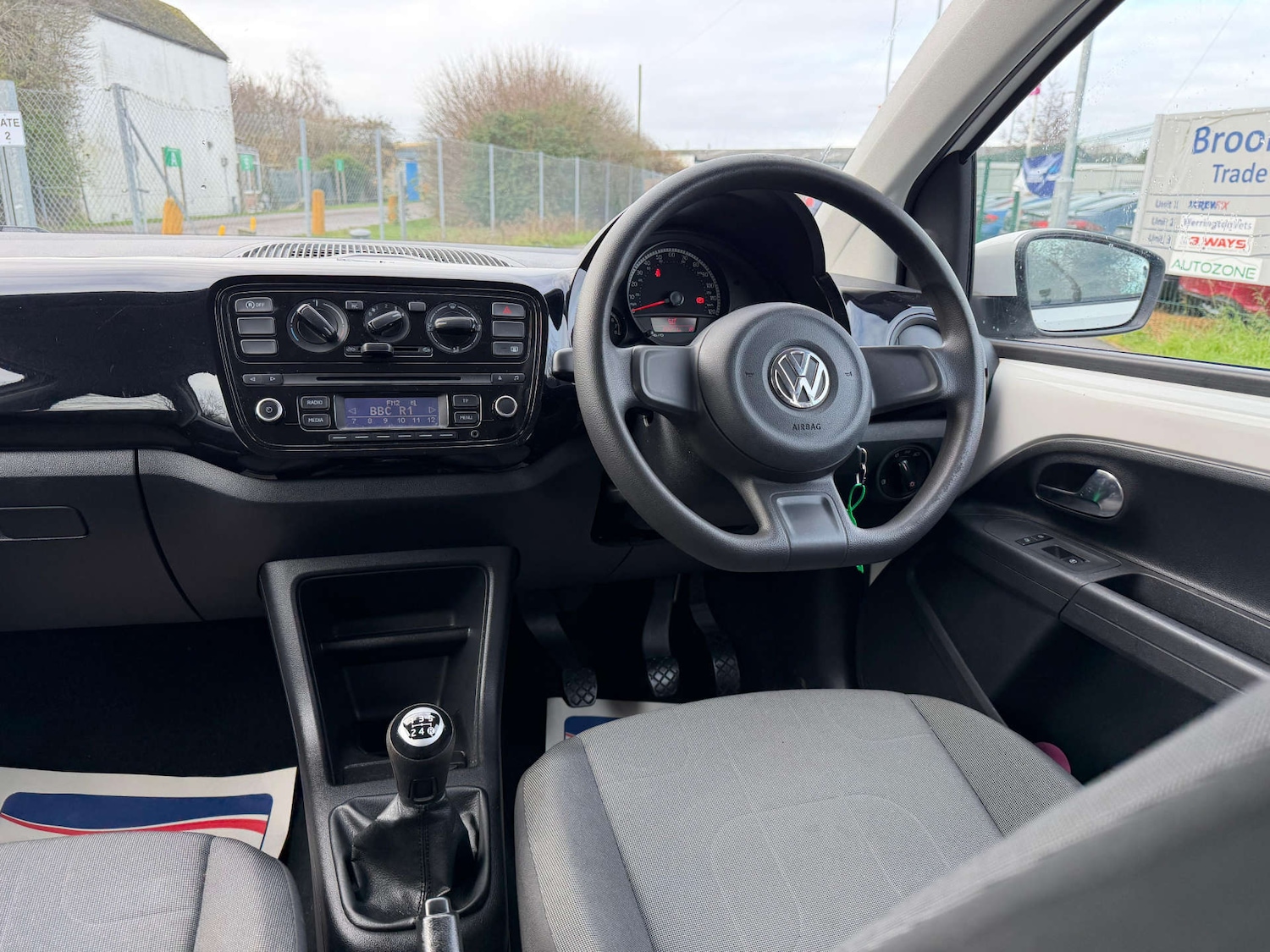 Used Volkswagen up! 2012 for sale - 77437593: Photo 19