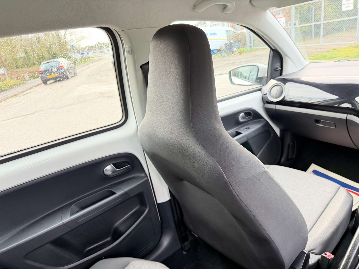 Used Volkswagen up! 2012 for sale - 77437593: Photo 23