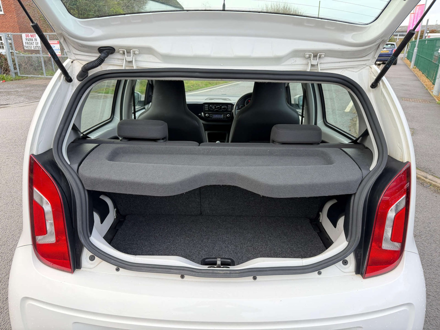 Used Volkswagen up! 2012 for sale - 77437593: Photo 43