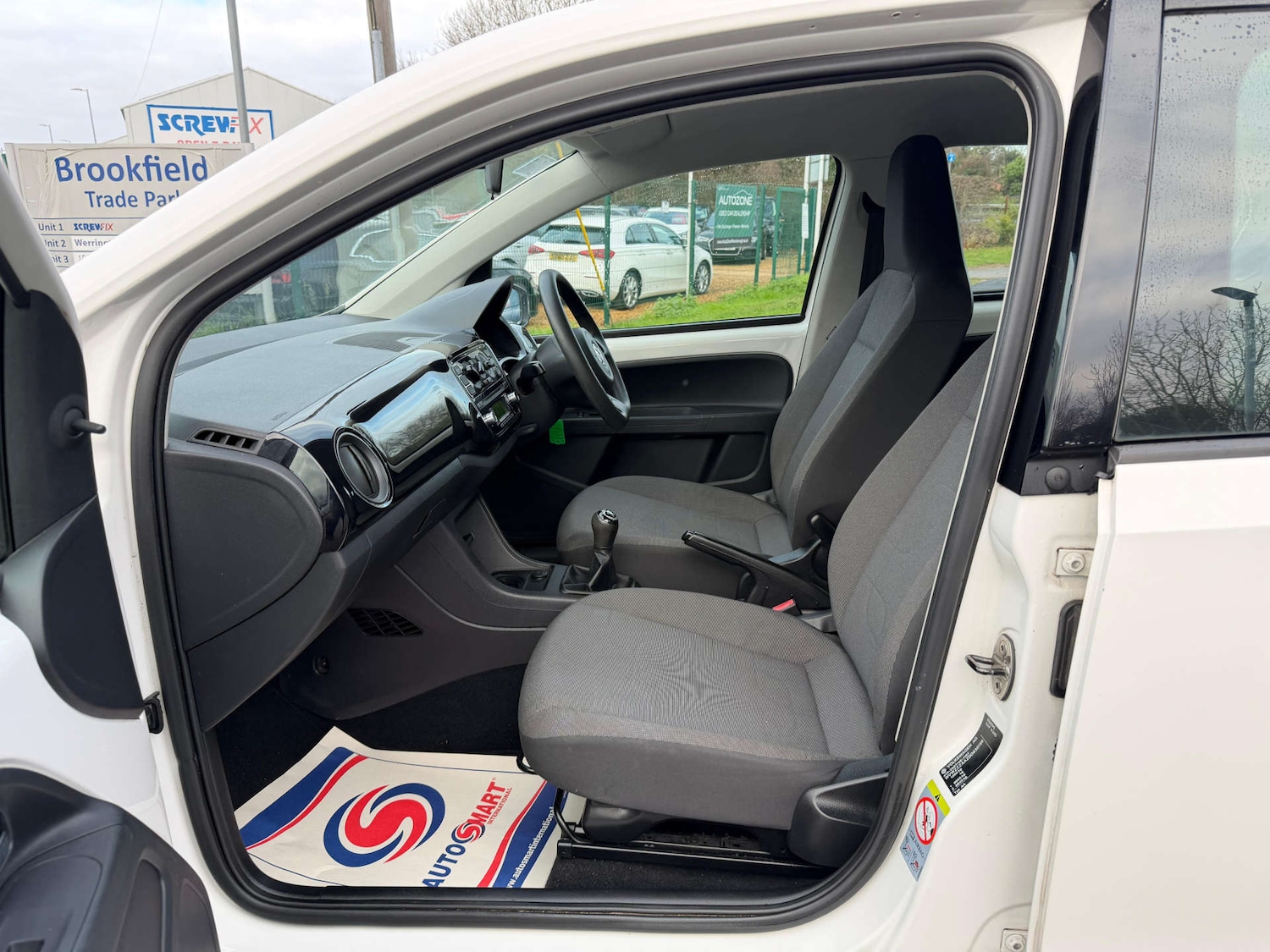 Used Volkswagen up! 2012 for sale - 77437593: Photo 48