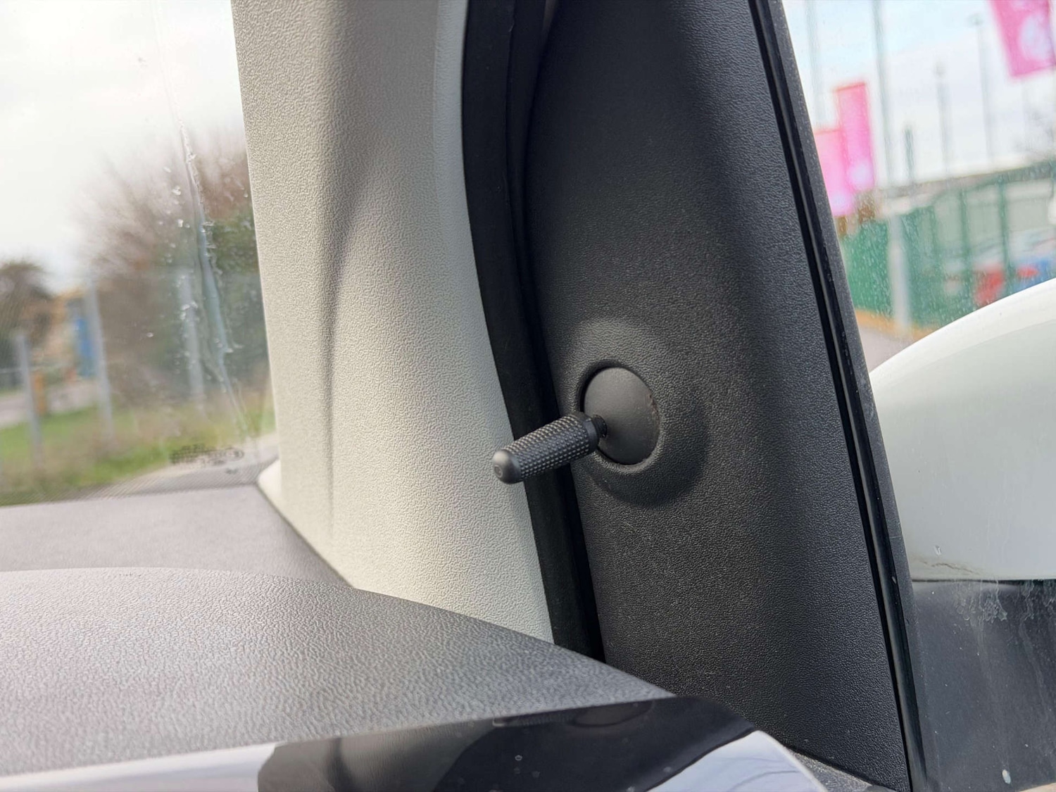 Used Volkswagen up! 2012 for sale - 77437593: Photo 53