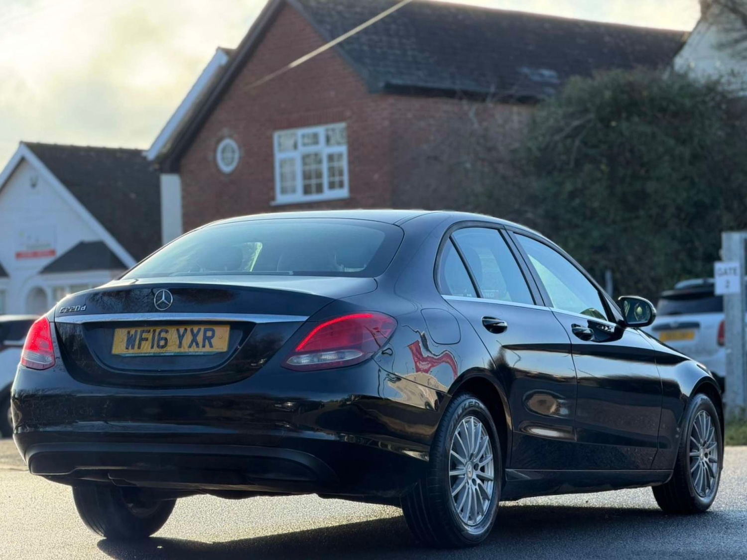 Used Mercedes-Benz C Class 2016 for sale - 77437681: Photo 11