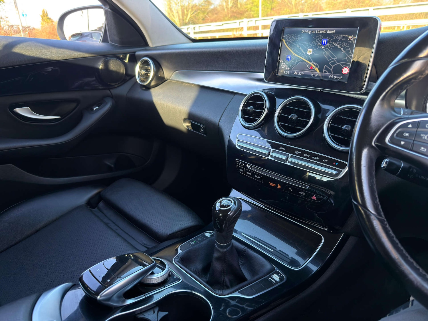 Used Mercedes-Benz C Class 2016 for sale - 77437681: Photo 17