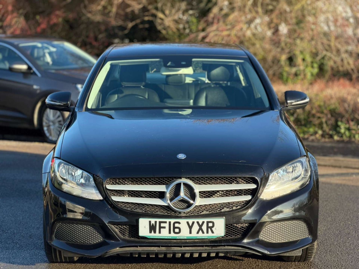 Used Mercedes-Benz C Class 2016 for sale - 77437681: Photo 2