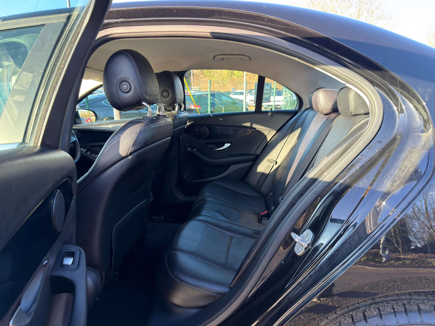 Used Mercedes-Benz C Class 2016 for sale - 77437681: Photo 25