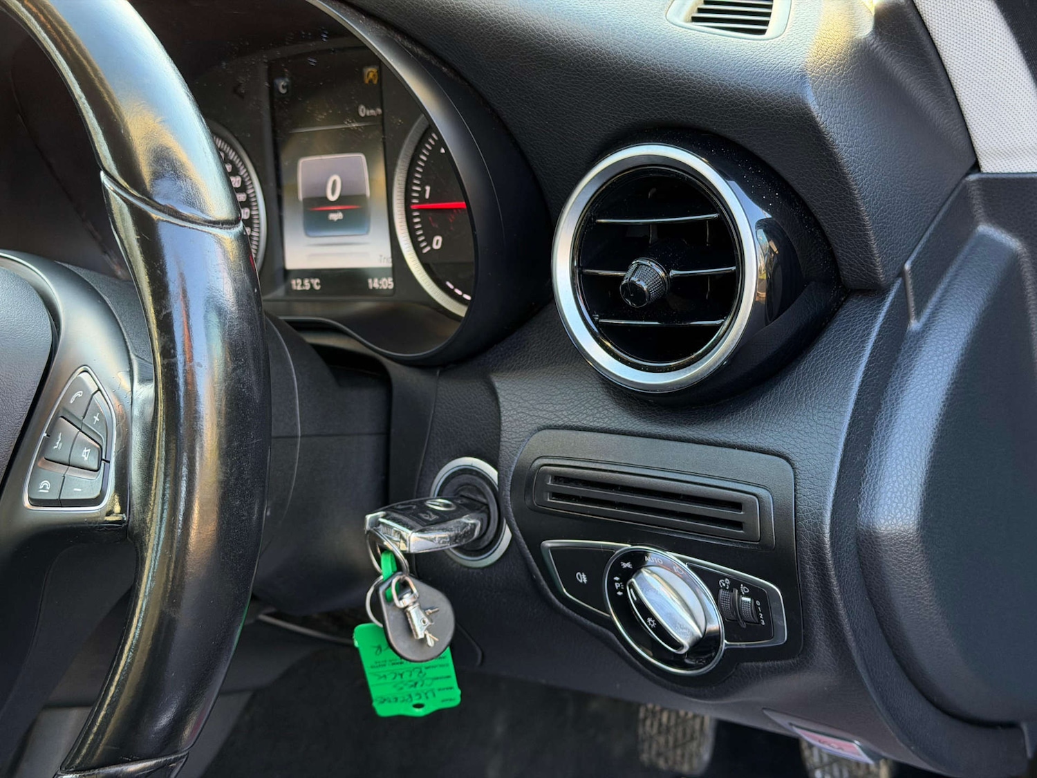 Used Mercedes-Benz C Class 2016 for sale - 77437681: Photo 31