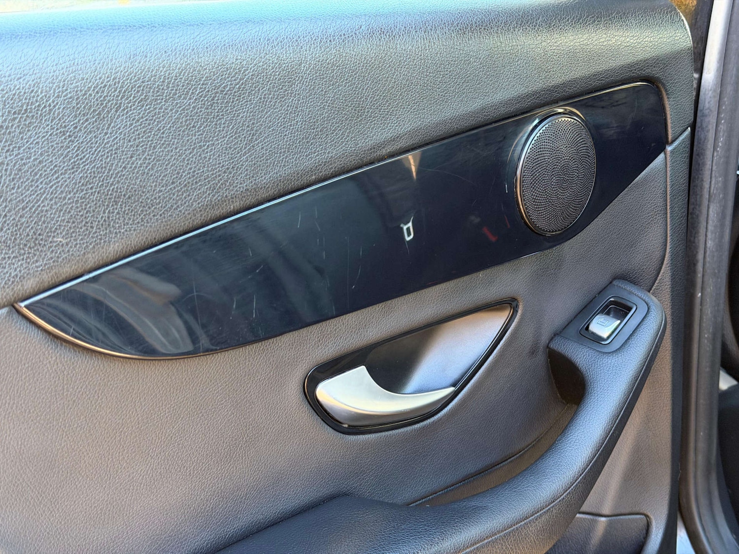 Used Mercedes-Benz C Class 2016 for sale - 77437681: Photo 35