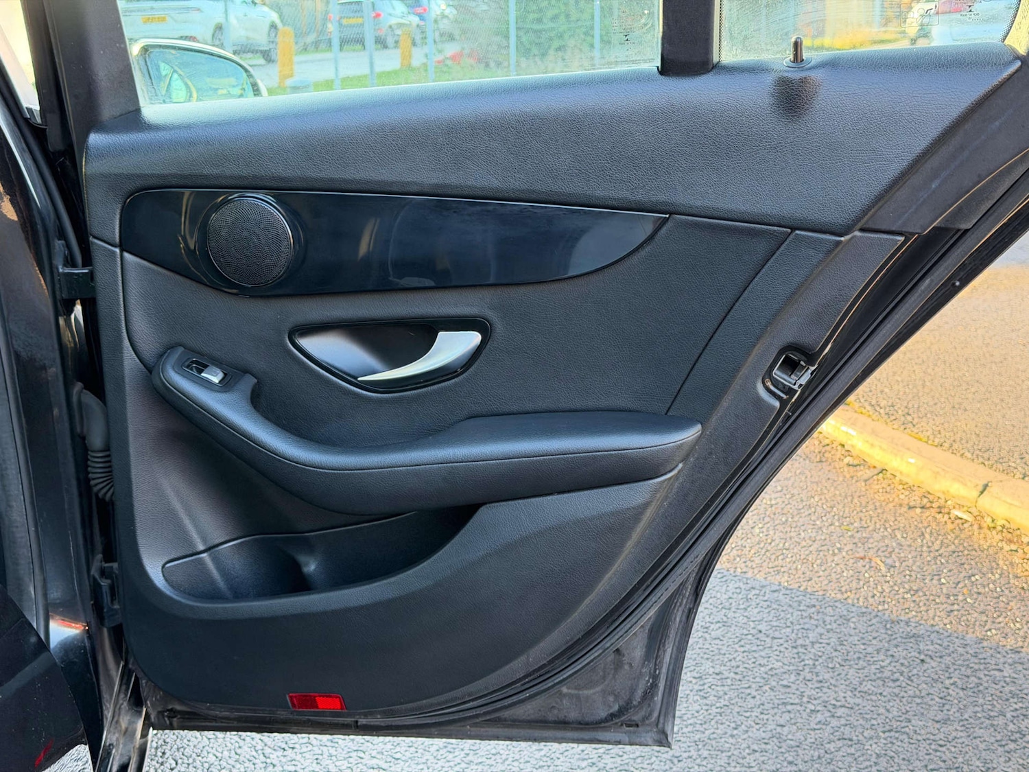 Used Mercedes-Benz C Class 2016 for sale - 77437681: Photo 40