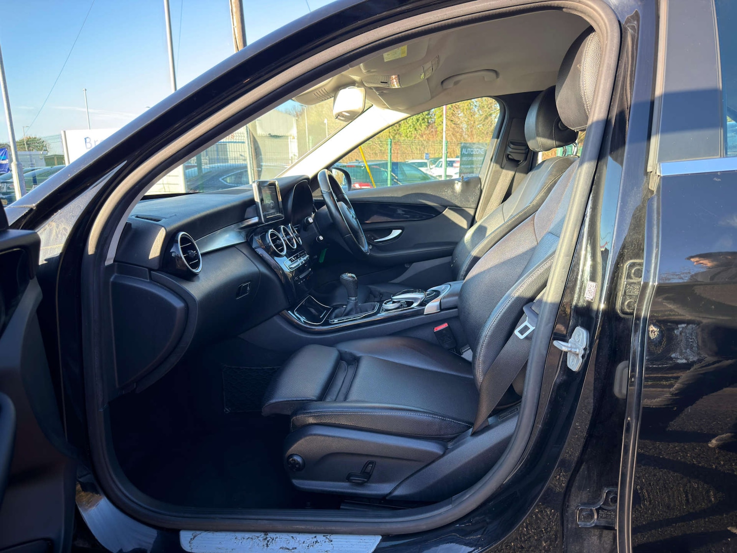 Used Mercedes-Benz C Class 2016 for sale - 77437681: Photo 64