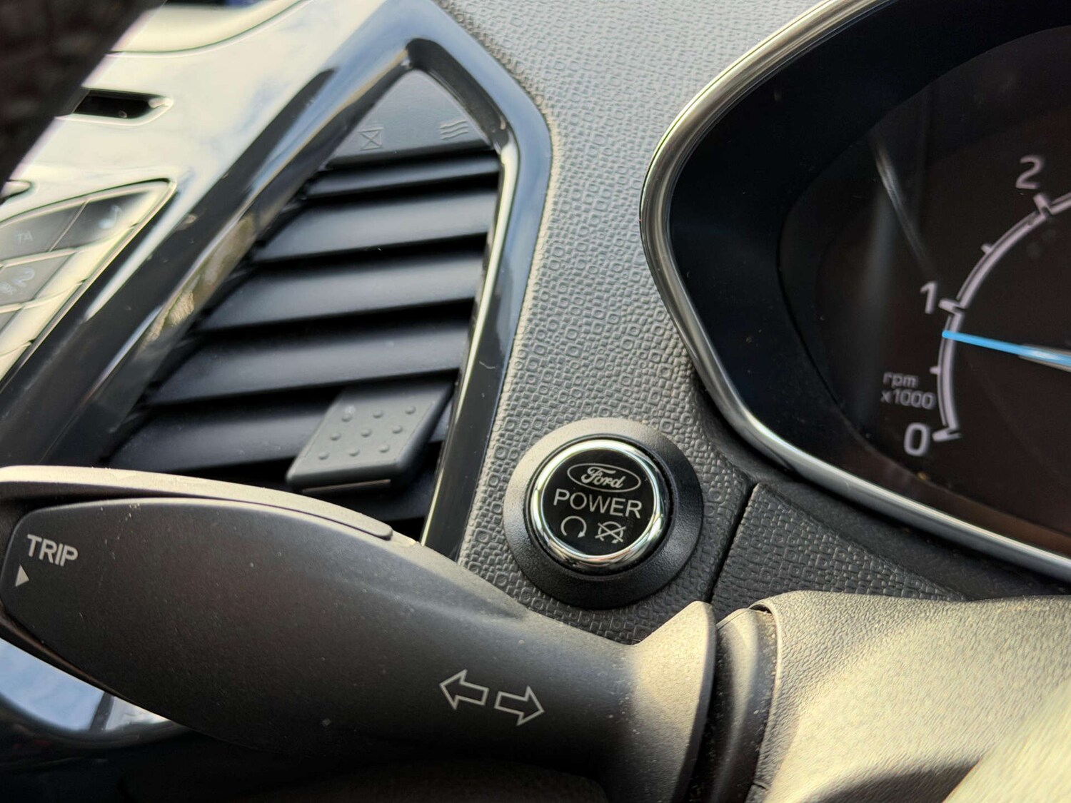 Used Ford Ecosport 2017 for sale - 77437527: Photo 30