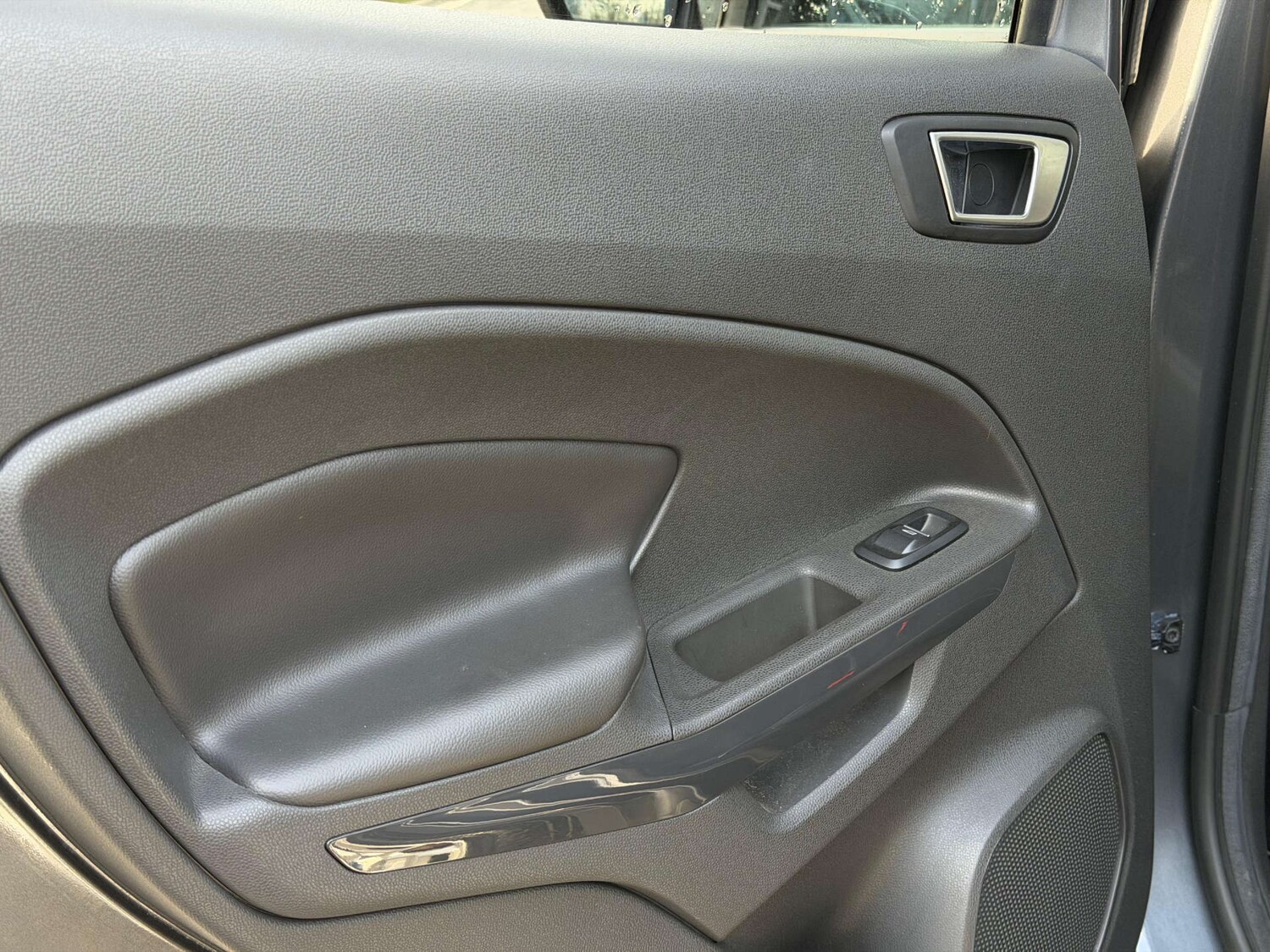 Used Ford Ecosport 2017 for sale - 77437527: Photo 41