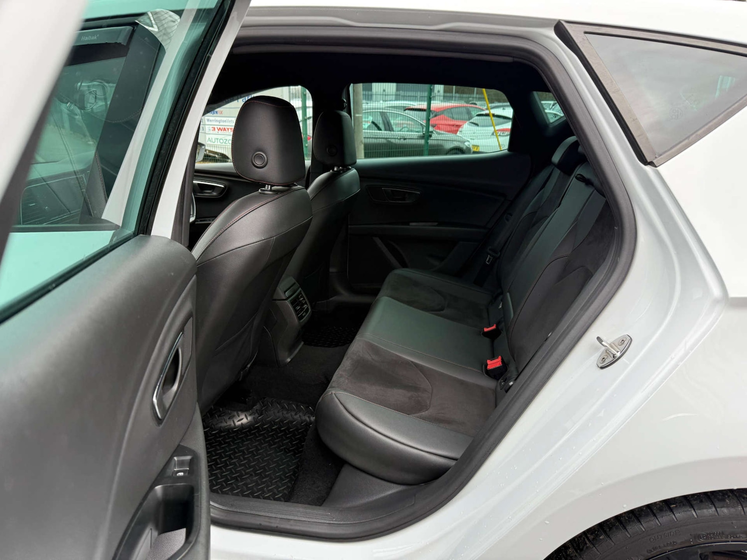 Used SEAT Leon 2020 for sale - 77638075: Photo 28