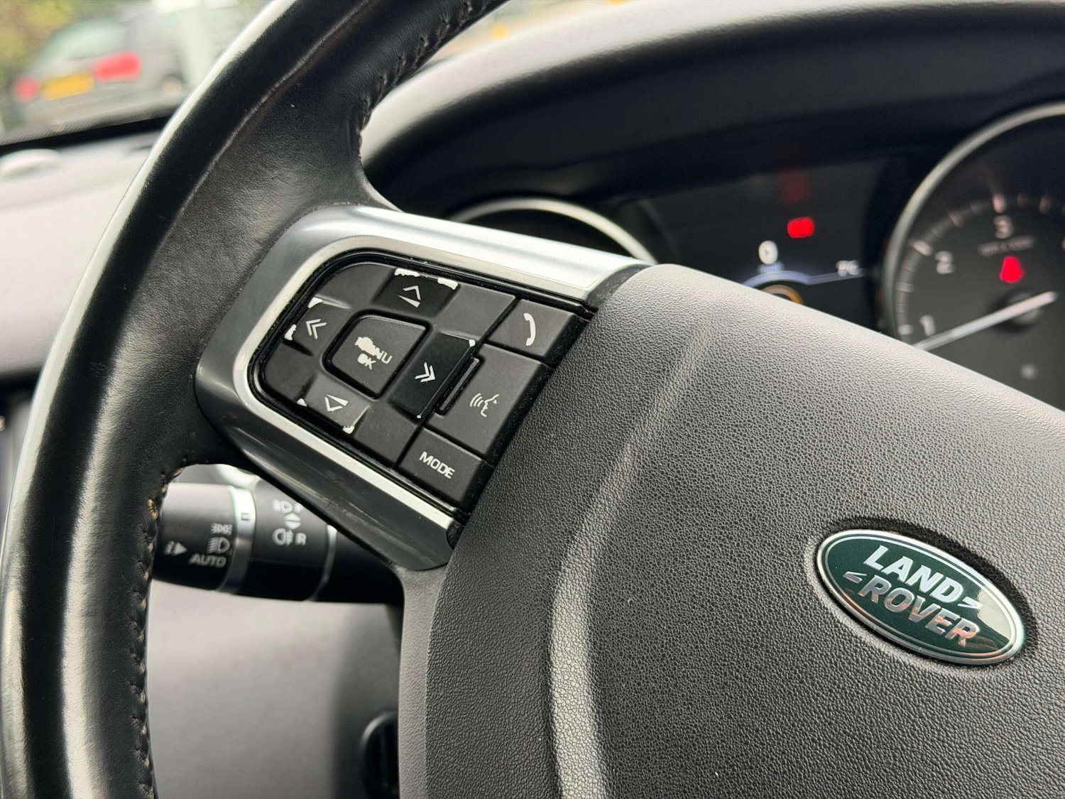 Used Land Rover Discovery Sport 2017 for sale - 77437427: Photo 38