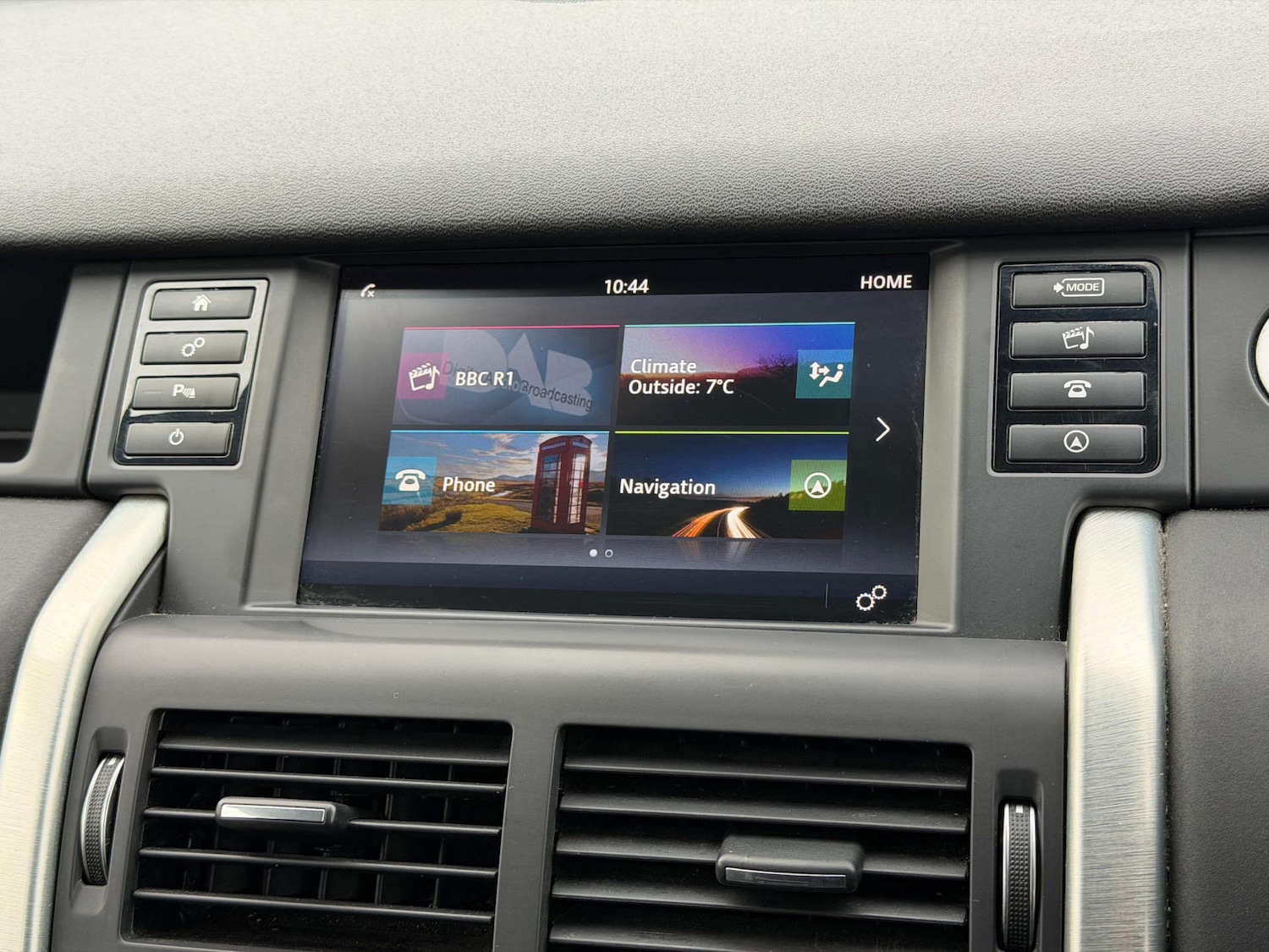 Used Land Rover Discovery Sport 2017 for sale - 77437427: Photo 63