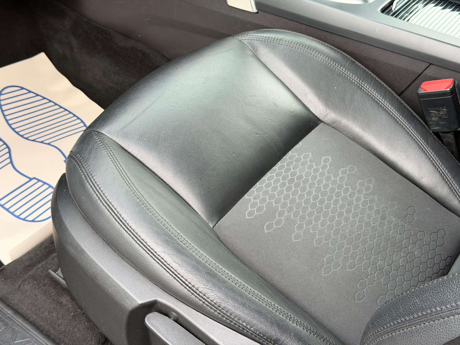 Used Land Rover Discovery Sport 2017 for sale - 77437427: Photo 80