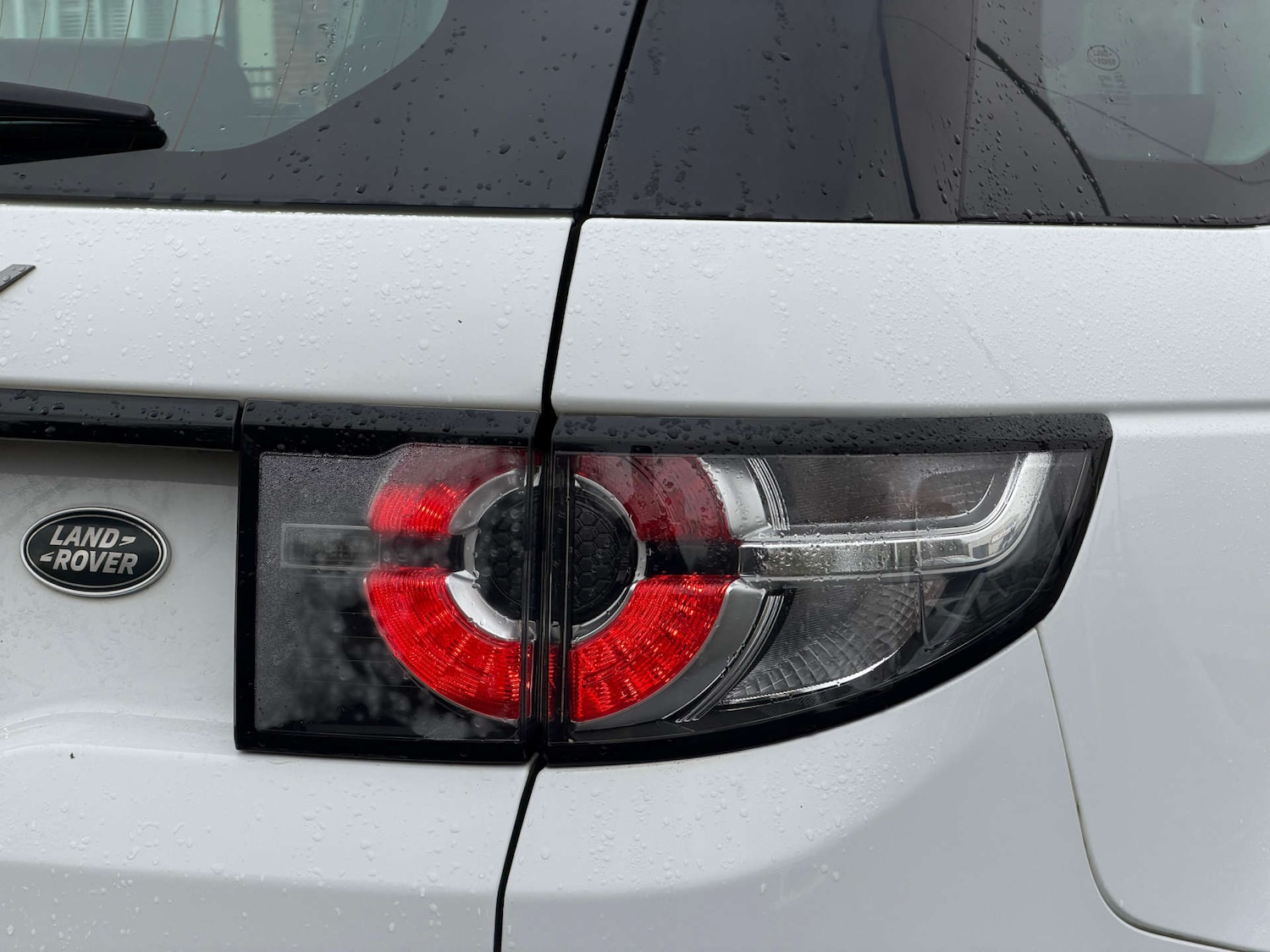 Used Land Rover Discovery Sport 2017 for sale - 77437427: Photo 86