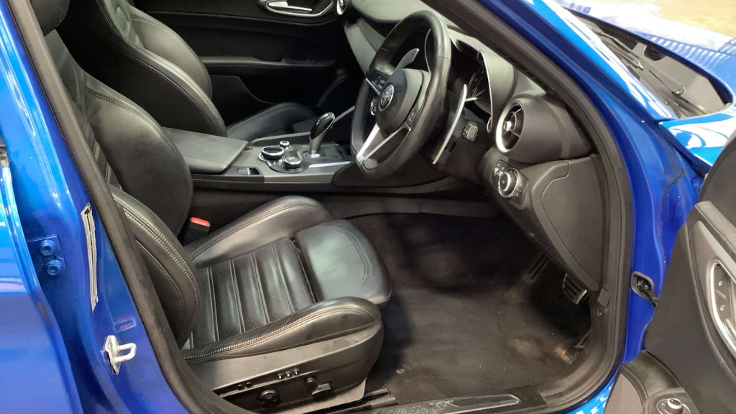 Used Alfa Romeo Giulia 2019 for sale - 77437628: Photo 8