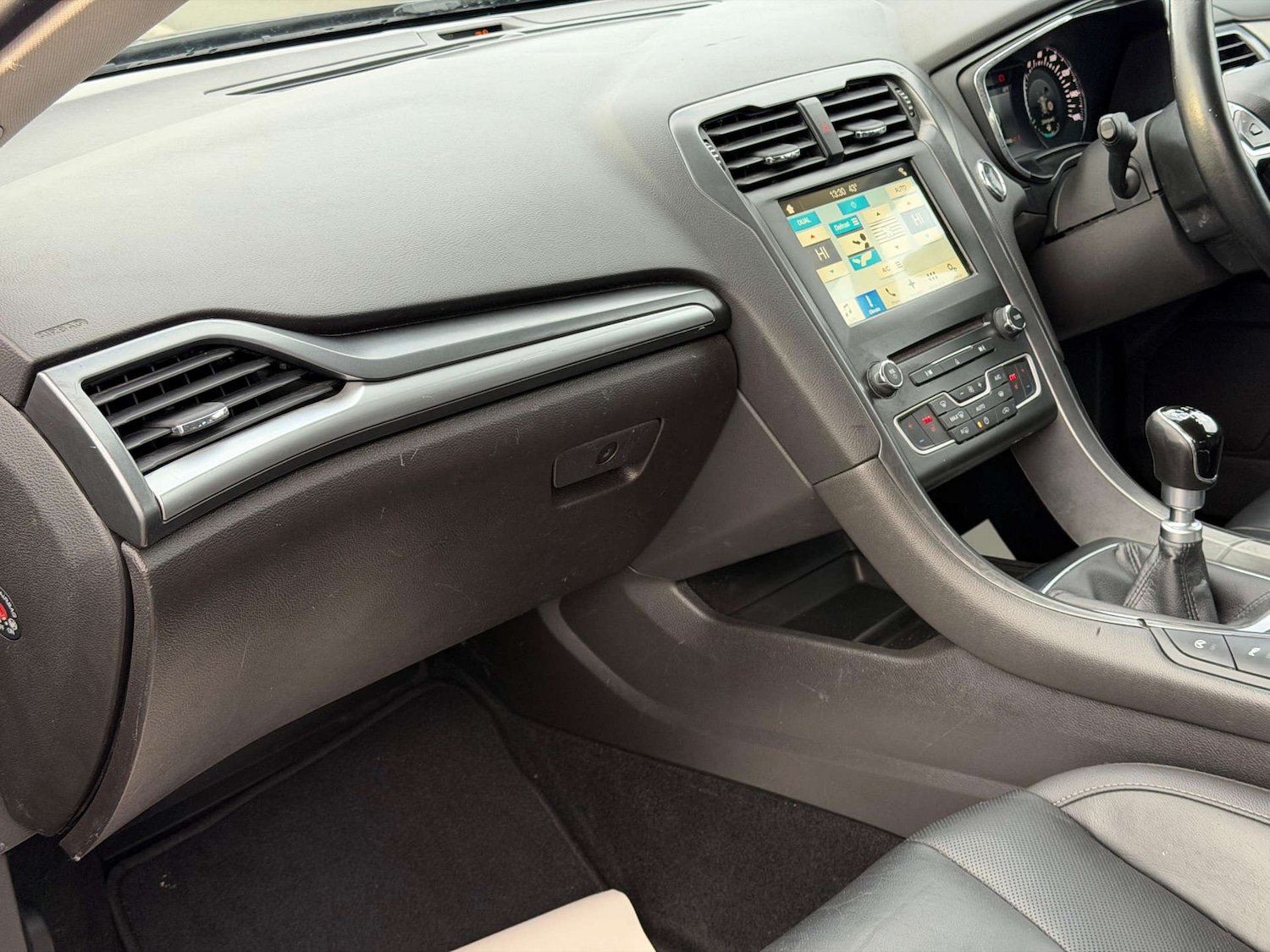 Used Ford Mondeo 2018 for sale - 77437537: Photo 21