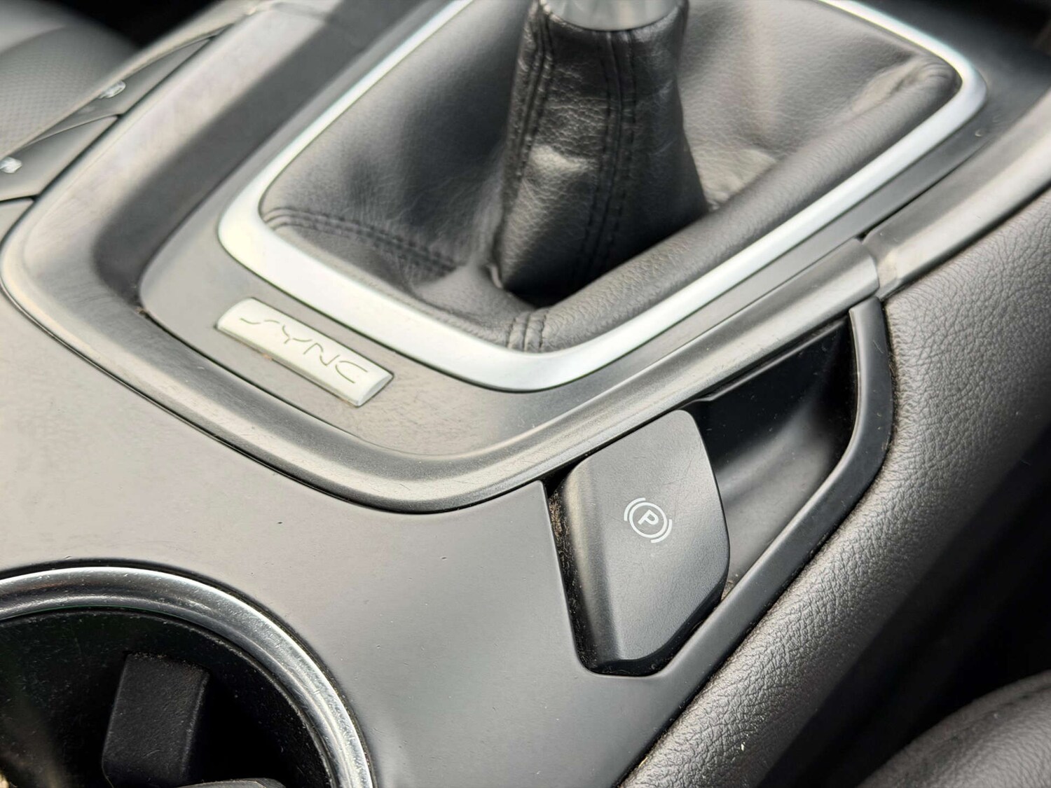 Used Ford Mondeo 2018 for sale - 77437537: Photo 38