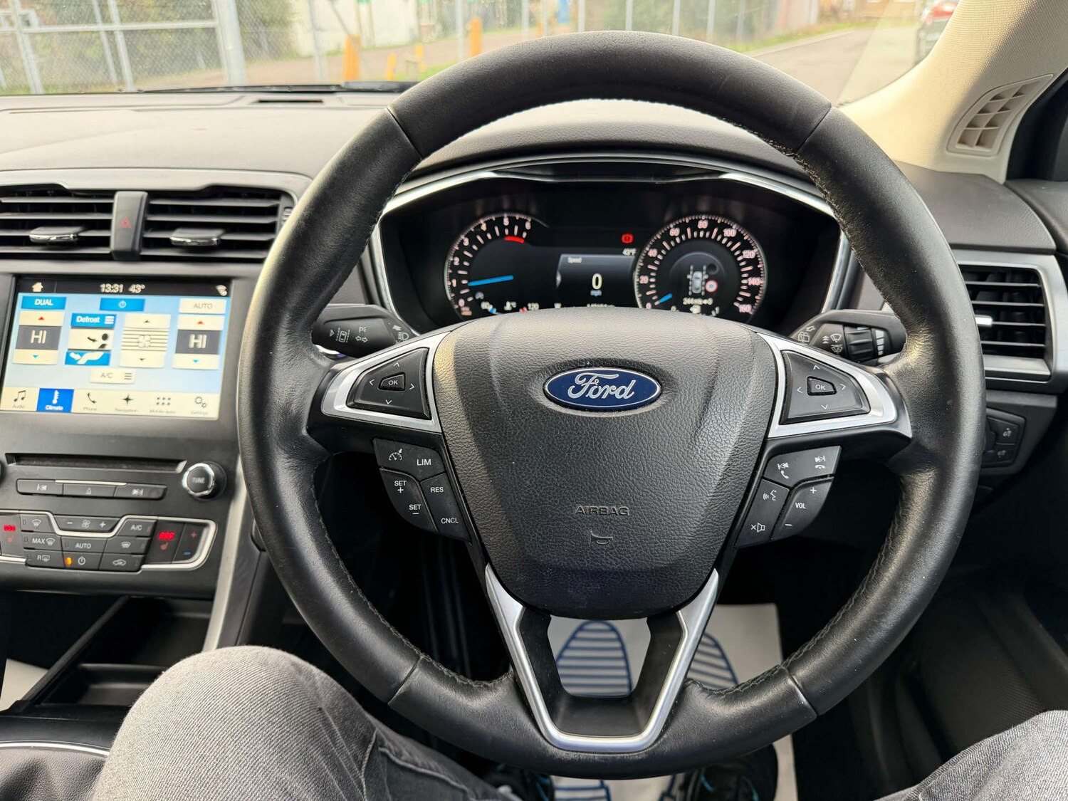 Used Ford Mondeo 2018 for sale - 77437537: Photo 75