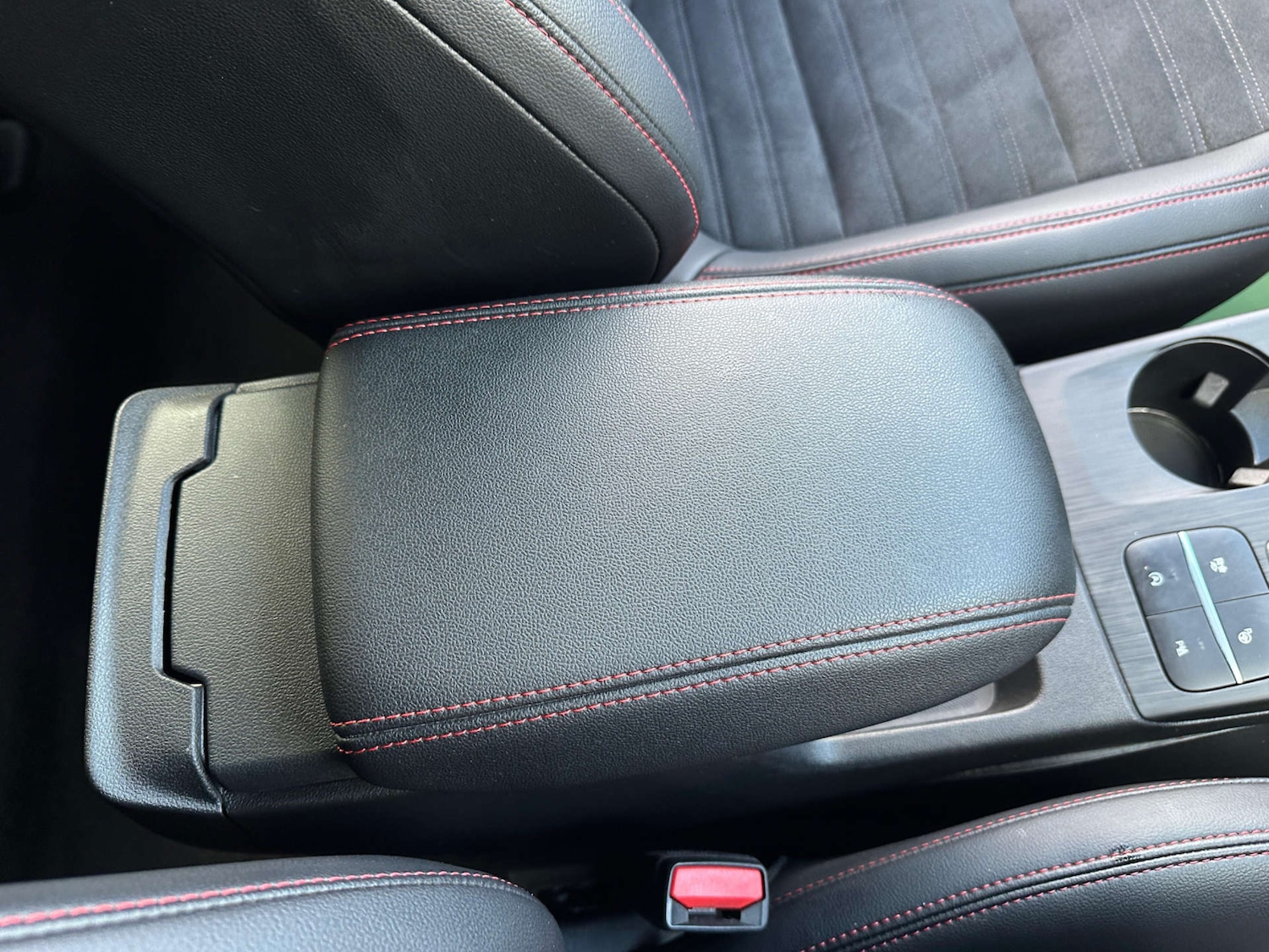 Used Ford Kuga 2020 for sale - 77437717: Photo 87